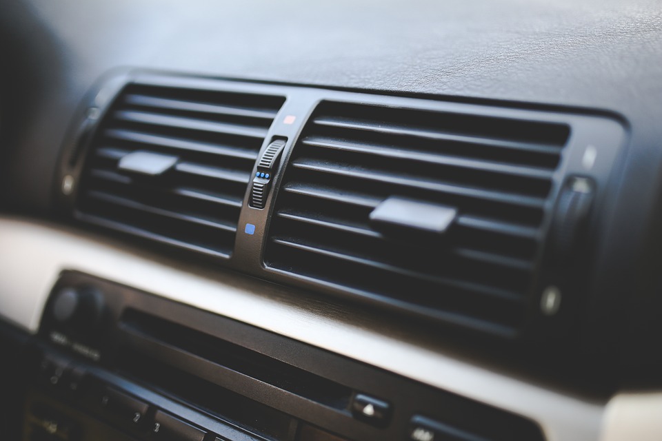 Klimatizace v autě – jak o ni pečovat!